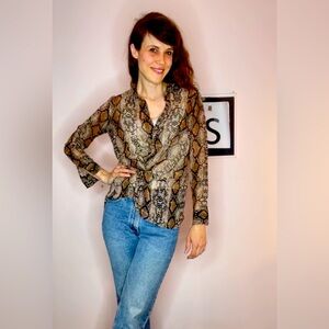 Animal print HM xsmall blouse